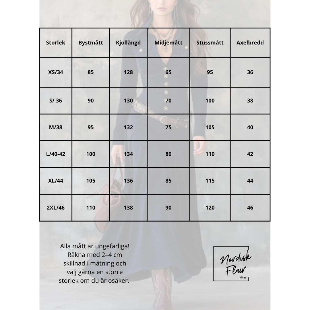 Kimberly™| Maxiklänning i mockaimitation (med bälte)