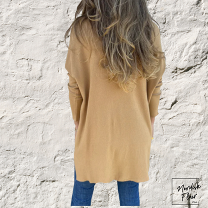 Leona™ |  Avslappnad stickad tunika med V-ringning